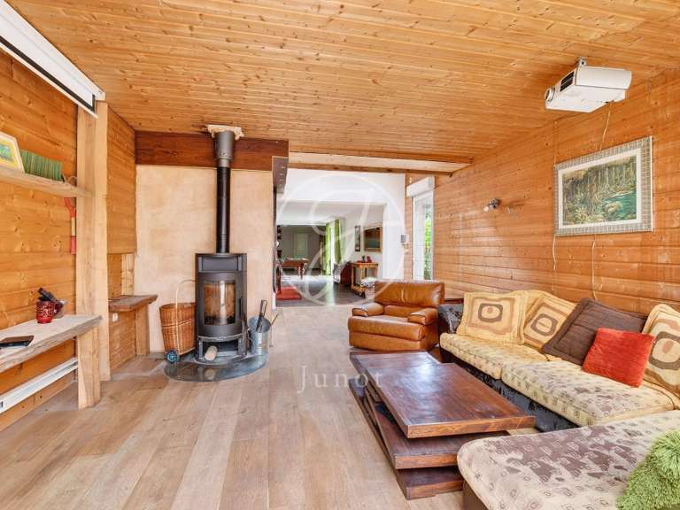 Maison Rueil-Malmaison - 3 chambres - 253m²