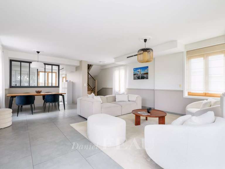 Maison Rueil-Malmaison - 4 chambres - 220m²