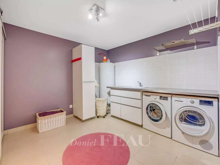 Maison Rueil-Malmaison - 4 chambres - 220m²