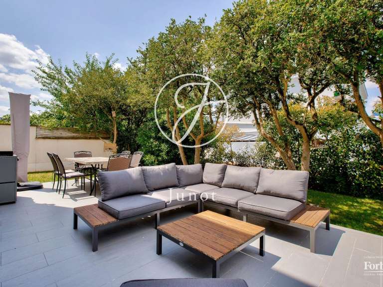 Maison Rueil-Malmaison - 4 chambres - 221m²