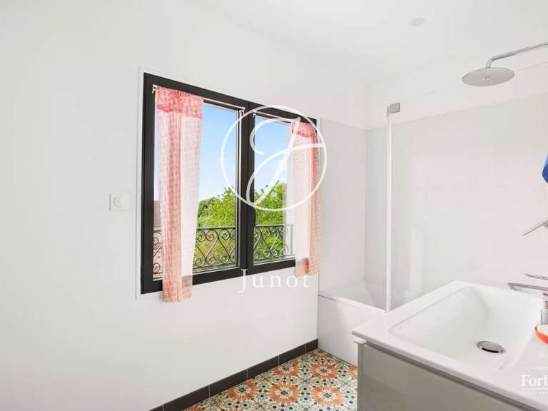 Maison Rueil-Malmaison - 4 chambres - 231m²