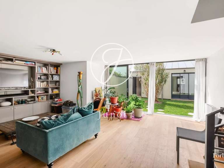 Maison Rueil-Malmaison - 4 chambres - 231m²