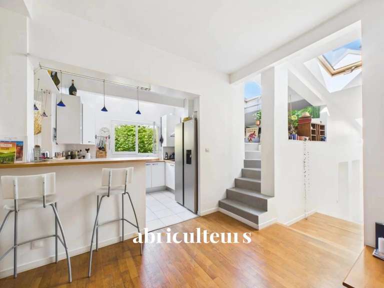 Maison Rueil-Malmaison - 3 chambres - 132m²