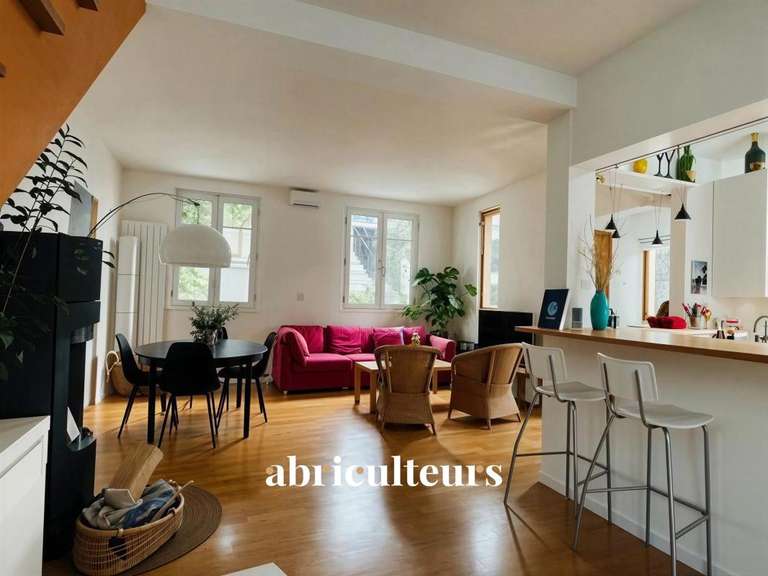 Maison Rueil-Malmaison - 3 chambres - 132m²