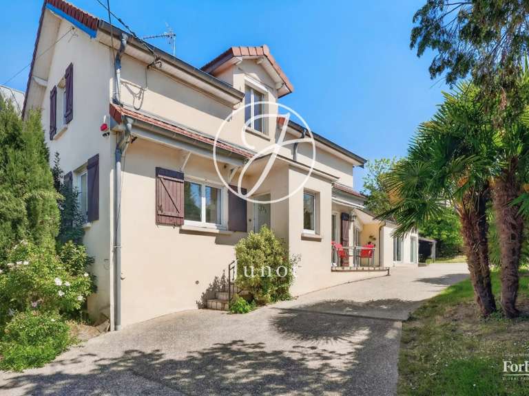 Maison Rueil-Malmaison - 3 chambres - 170m²