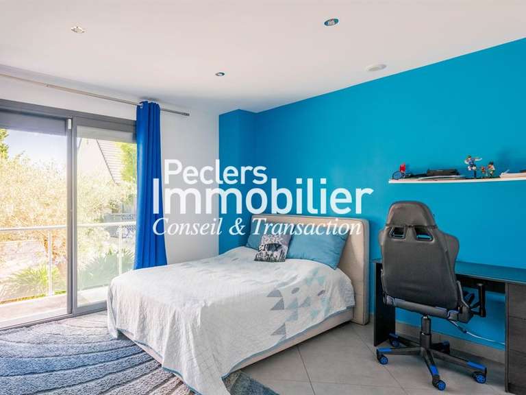 Maison Rueil-Malmaison - 6 chambres - 314m²