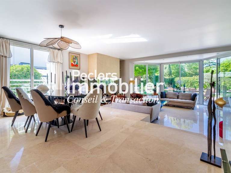 Maison Rueil-Malmaison - 6 chambres - 204m²