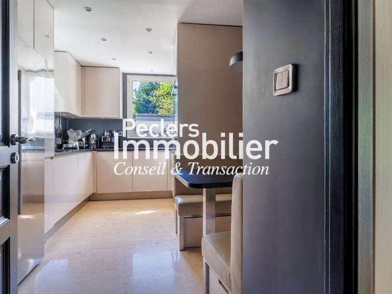 Maison Rueil-Malmaison - 6 chambres - 204m²