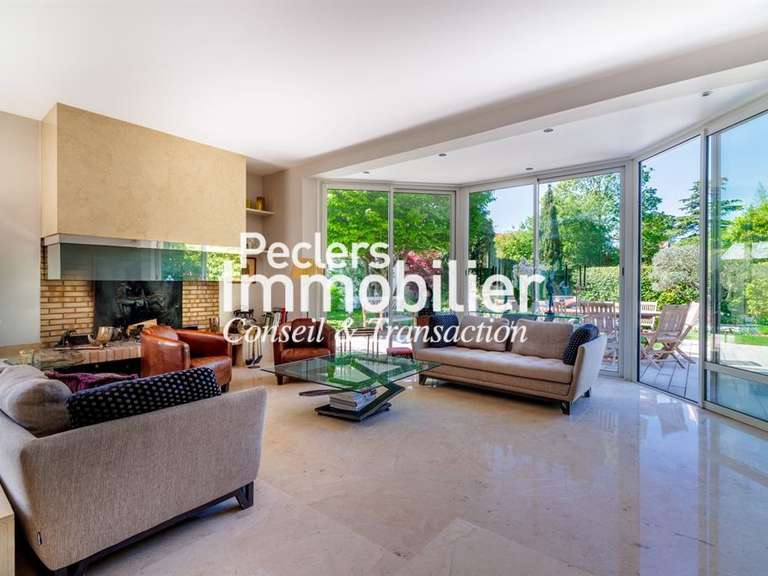 Maison Rueil-Malmaison - 6 chambres - 204m²