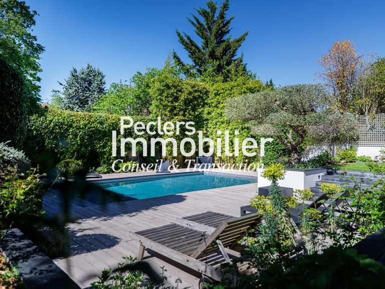 Maison Rueil-Malmaison - 6 chambres - 204m²