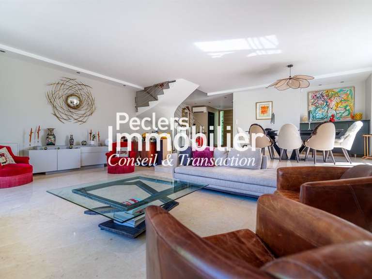 Maison Rueil-Malmaison - 6 chambres - 204m²