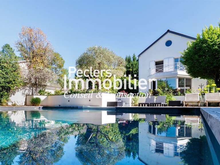 Maison Rueil-Malmaison - 6 chambres - 204m²