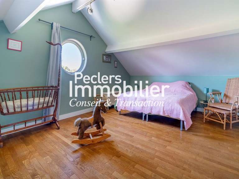 Maison Rueil-Malmaison - 6 chambres - 204m²