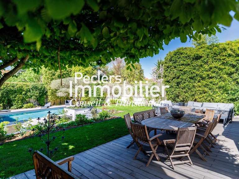 Maison Rueil-Malmaison - 6 chambres - 204m²