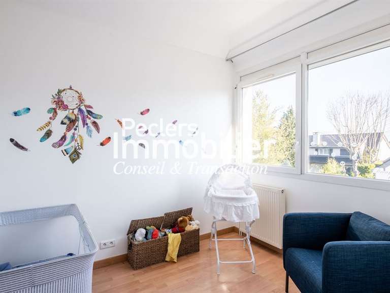 Maison Rueil-Malmaison - 5 chambres - 269m²