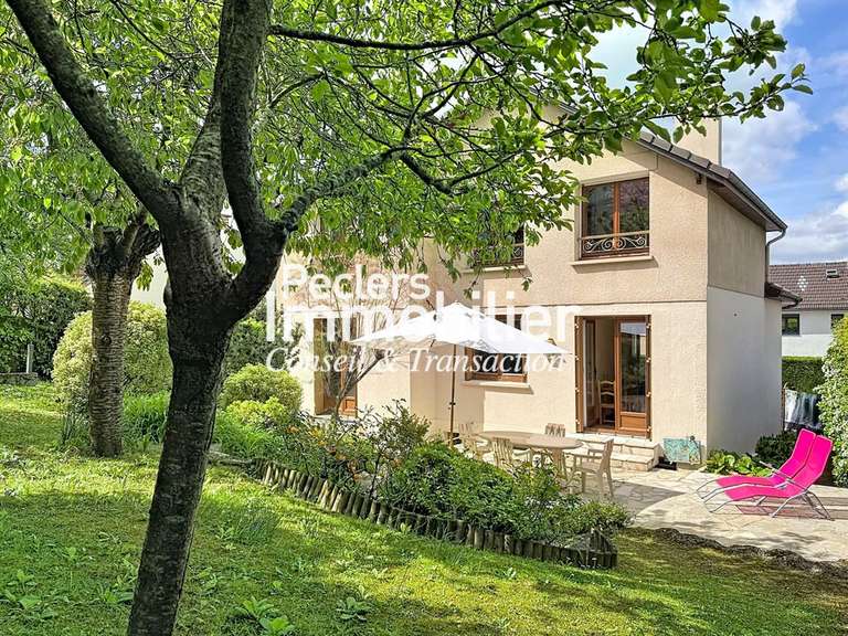 Maison Rueil-Malmaison - 5 chambres - 171m²