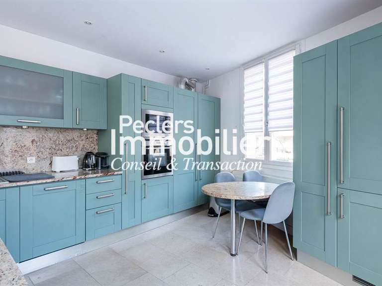 Maison Rueil-Malmaison - 3 chambres - 172m²