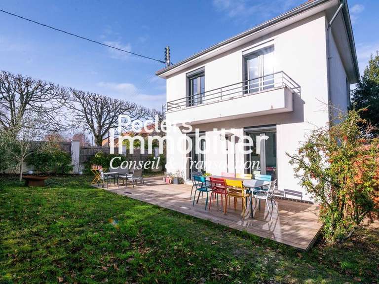 Maison Rueil-Malmaison - 4 chambres - 114m²