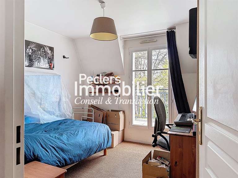 Maison Rueil-Malmaison - 5 chambres - 164m²