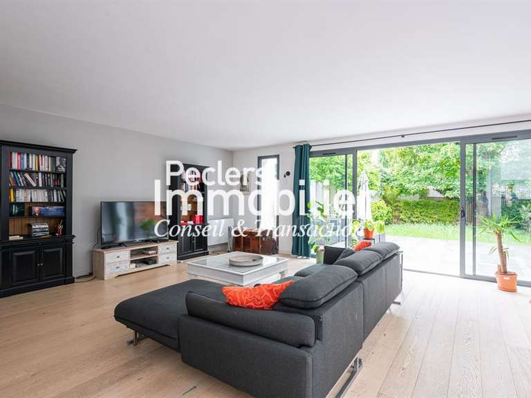 Maison Rueil-Malmaison - 5 chambres - 336m²