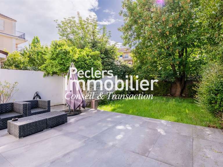 Maison Rueil-Malmaison - 5 chambres - 336m²