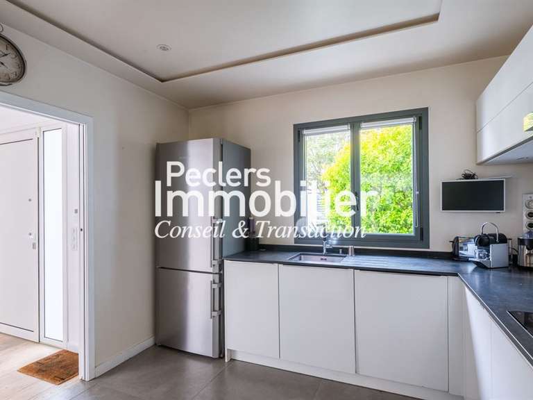 Maison Rueil-Malmaison - 5 chambres - 336m²
