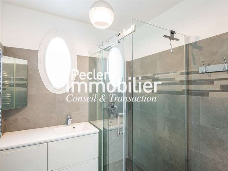 Maison Rueil-Malmaison - 5 chambres - 336m²