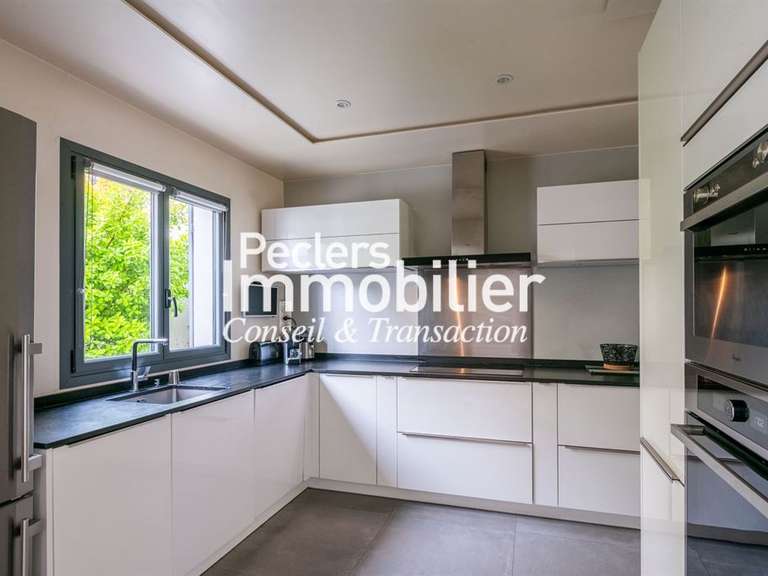 Maison Rueil-Malmaison - 5 chambres - 336m²