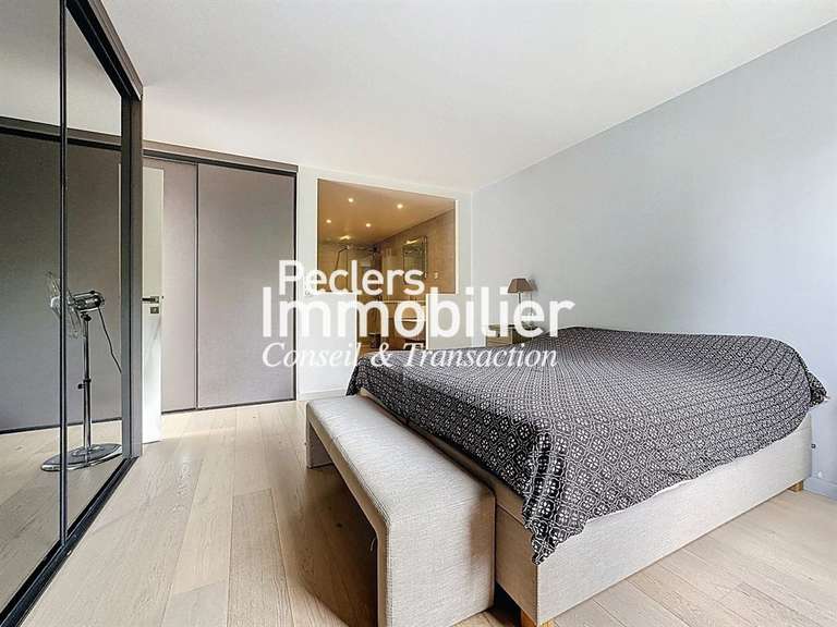 Maison Rueil-Malmaison - 5 chambres - 336m²