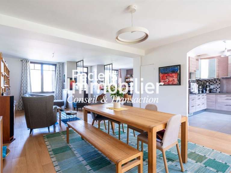 Maison Rueil-Malmaison - 5 chambres - 230m²