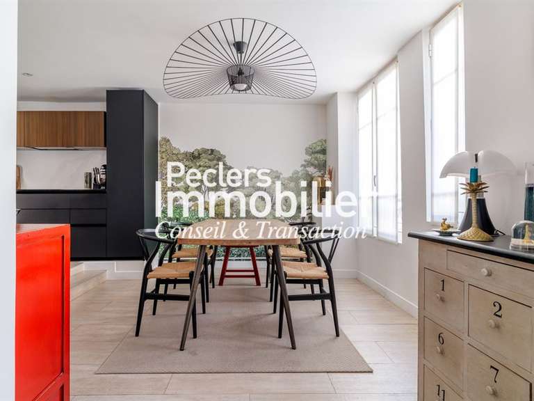 House Rueil-Malmaison - 4 bedrooms - 173m²