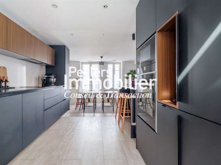 House Rueil-Malmaison - 4 bedrooms - 173m²