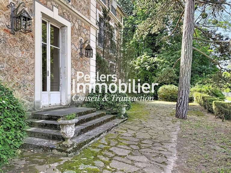 Maison Rueil-Malmaison - 7 chambres - 500m²