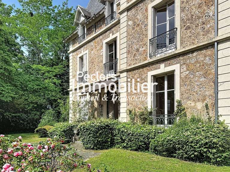 Maison Rueil-Malmaison - 7 chambres - 500m²