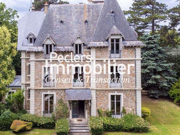 Maison Rueil-Malmaison - 7 chambres - 500m²
