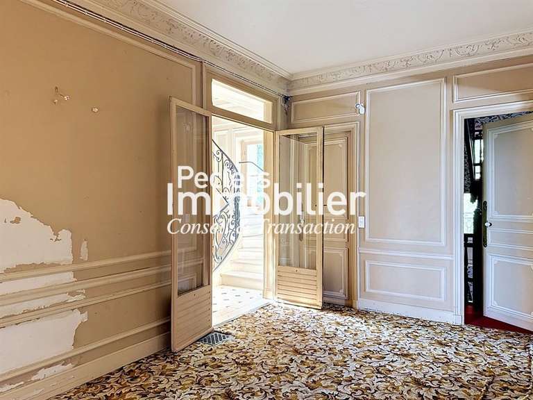 Maison Rueil-Malmaison - 7 chambres - 500m²