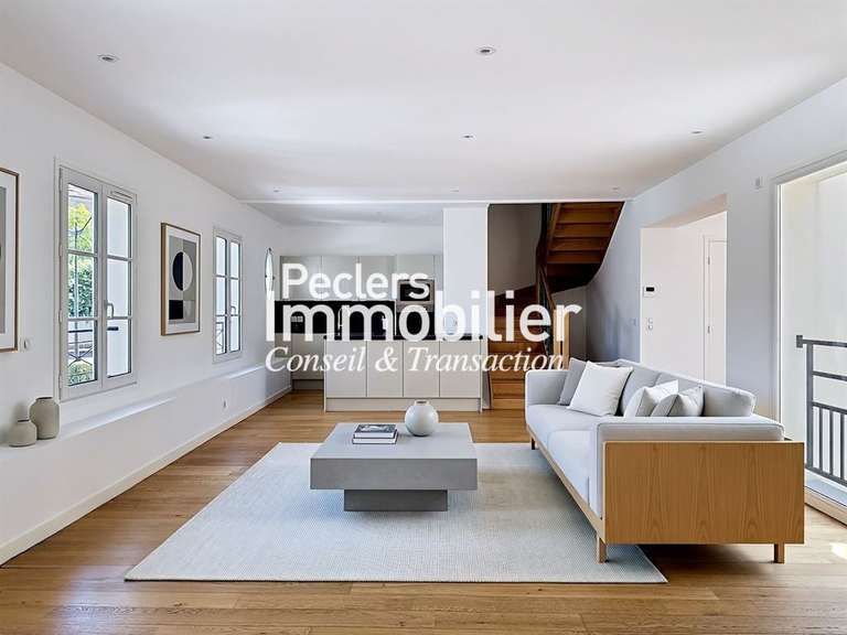 Maison Rueil-Malmaison - 4 chambres - 210m²