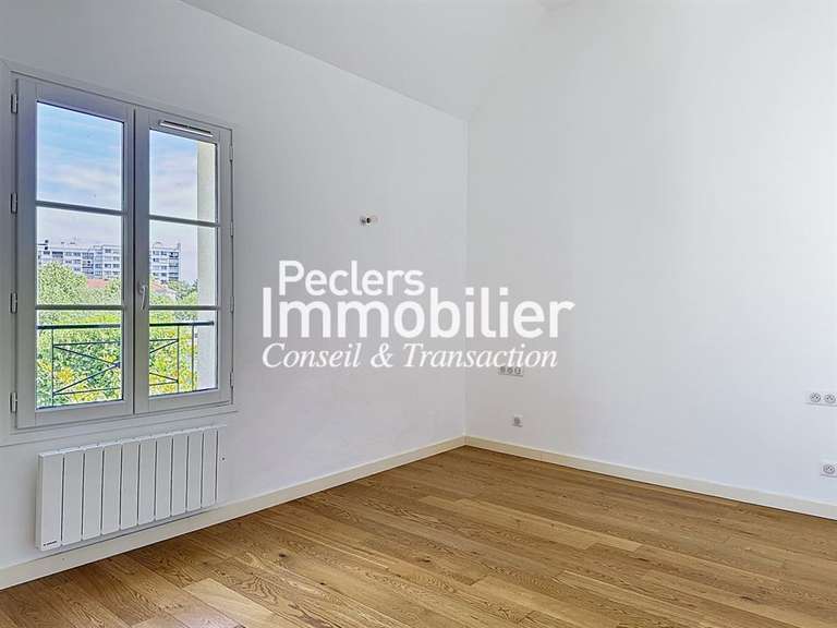 Maison Rueil-Malmaison - 4 chambres - 210m²