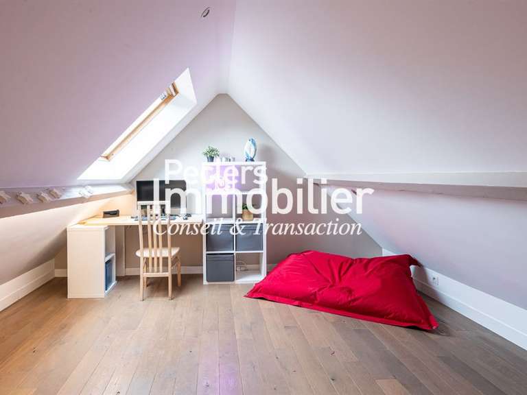 House Rueil-Malmaison - 4 bedrooms - 143m²