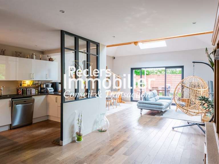 House Rueil-Malmaison - 4 bedrooms - 143m²