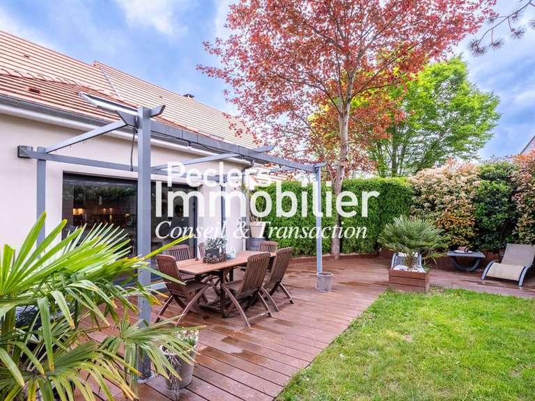Maison Rueil-Malmaison - 4 chambres - 143m²