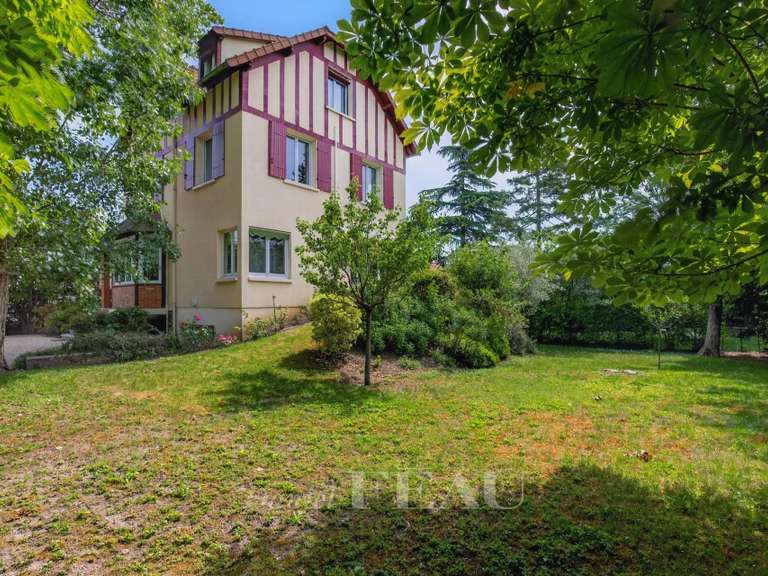 Maison Rueil-Malmaison - 290m²