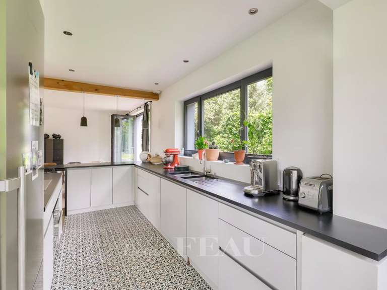 Maison Rueil-Malmaison - 6 chambres - 265m²