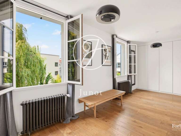 House Rueil-Malmaison - 5 bedrooms - 270m²