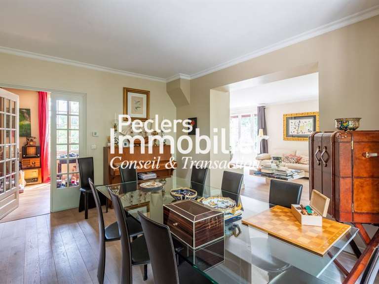 Maison Rueil-Malmaison - 6 chambres - 213m²