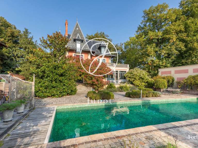 Maison Rueil-Malmaison - 6 chambres - 700m²