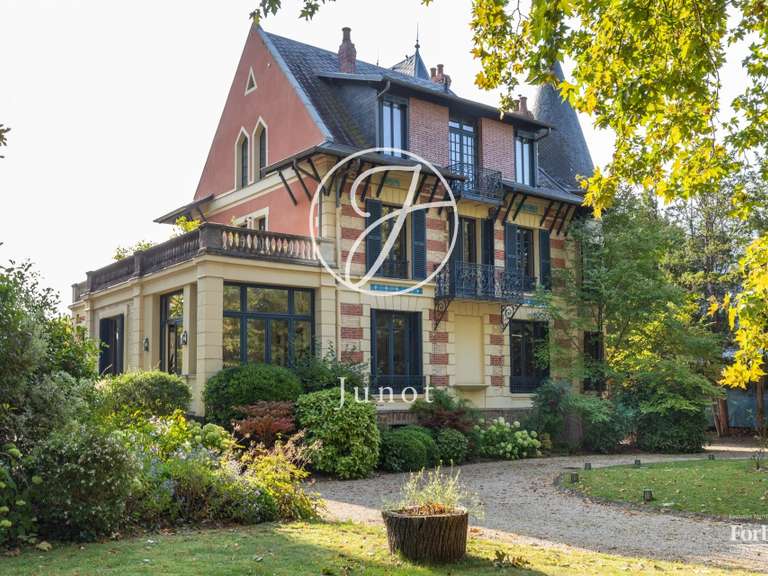 Maison Rueil-Malmaison - 6 chambres - 700m²