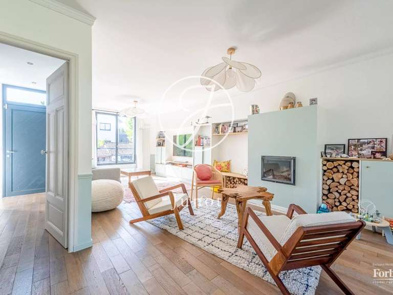 Maison Rueil-Malmaison - 4 chambres - 197m²