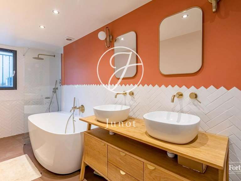 Maison Rueil-Malmaison - 4 chambres - 197m²
