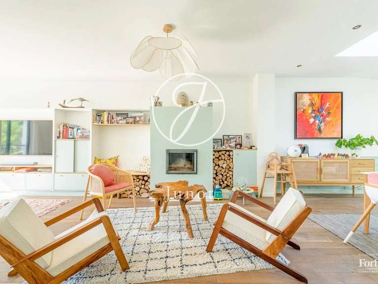 Maison Rueil-Malmaison - 4 chambres - 197m²